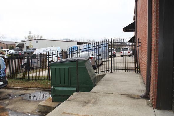 Commercial Warehouse Cypress Cove Flowood, MS: 104 Cypress Cv, Flowood, MS 39232